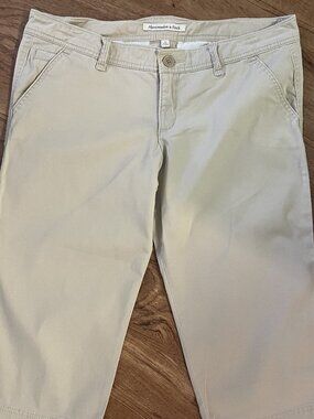 Women's Abercrombie & Fitch Strech Khaki Short Summer Capris Pants
